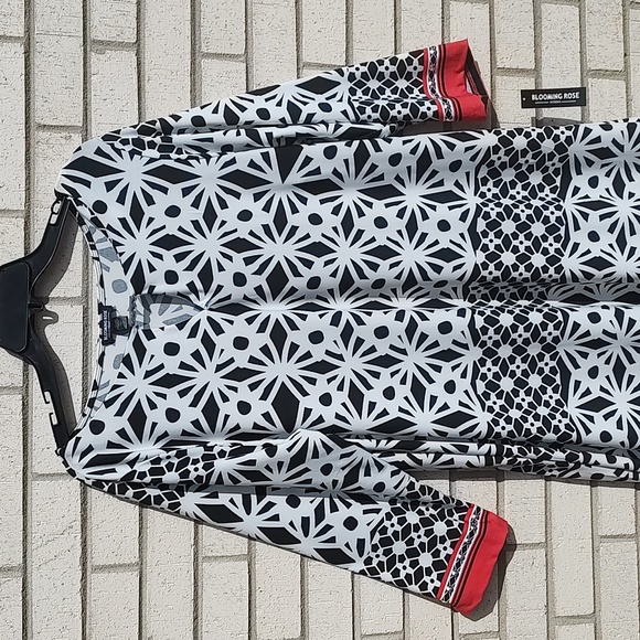 Black/White Dress - Picture 5 of 9